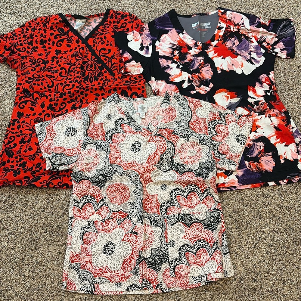Bundle of three scrub tops/XS/variety of colors
